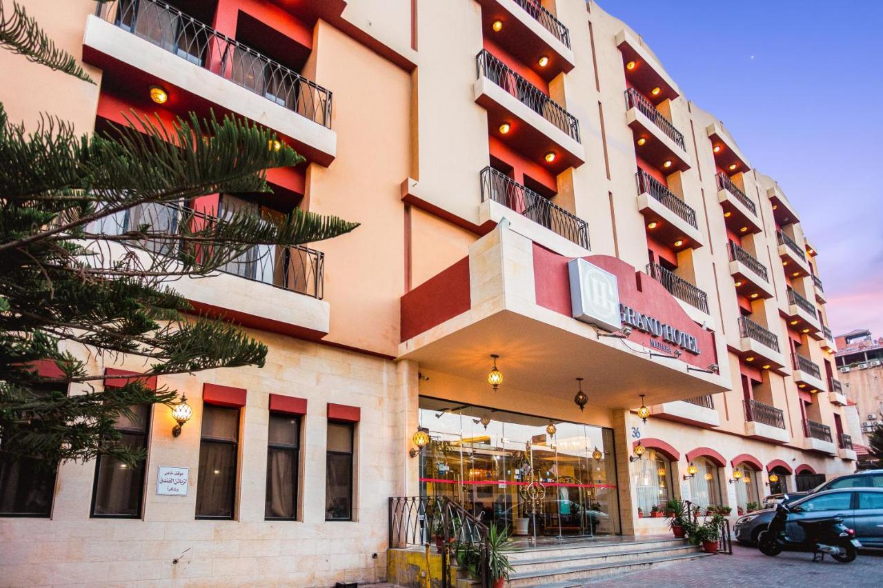 Grand Hotel Madaba Bagian luar foto