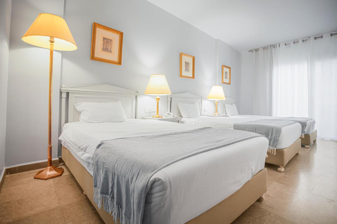 Grand Hotel Madaba Bagian luar foto